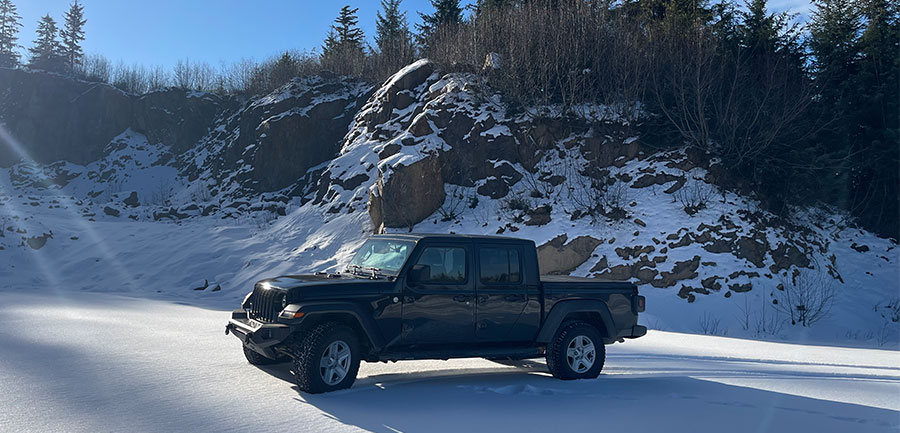 Visiting Hoonah? Enjoy self-guided daily jeep rentals.